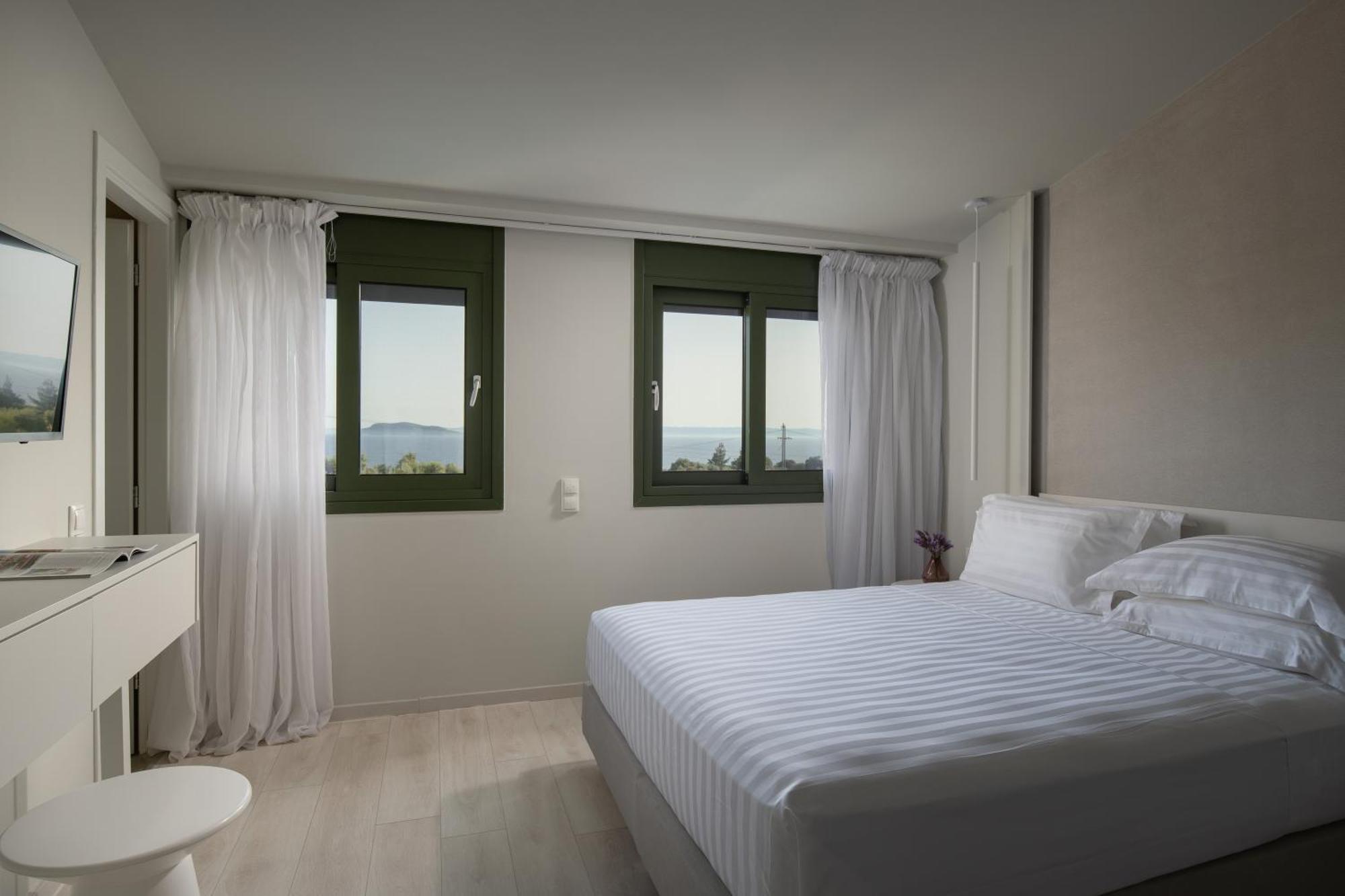 Olive Grove - With Private Pool And Garden *